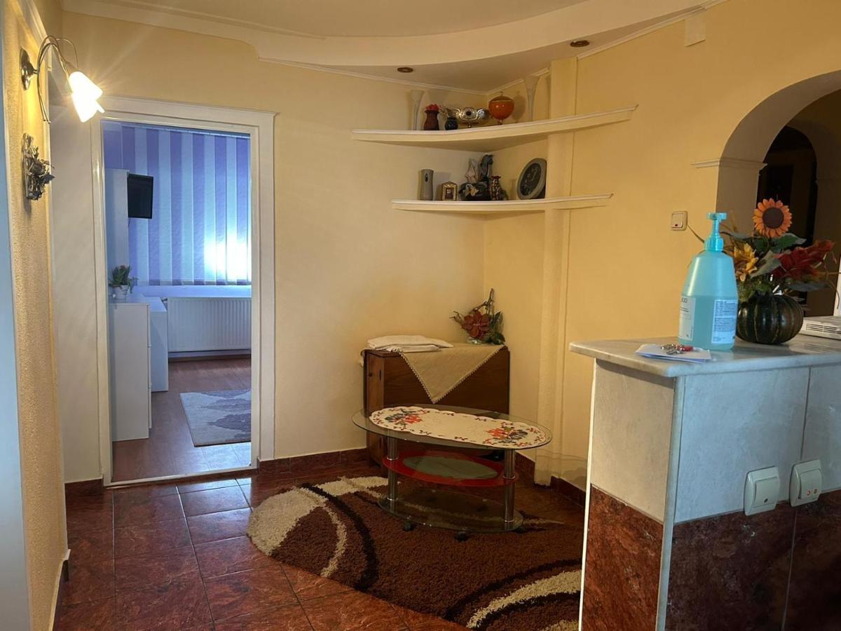 Apartament โอเนชต์ ภายนอก รูปภาพ